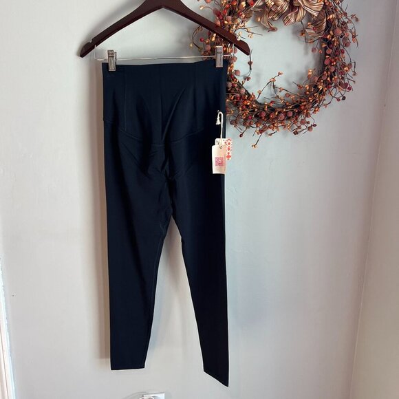 FP Movement x Hatch X-Small Better Maternity Leggings Black OB1915843 - Picture 1 of 7